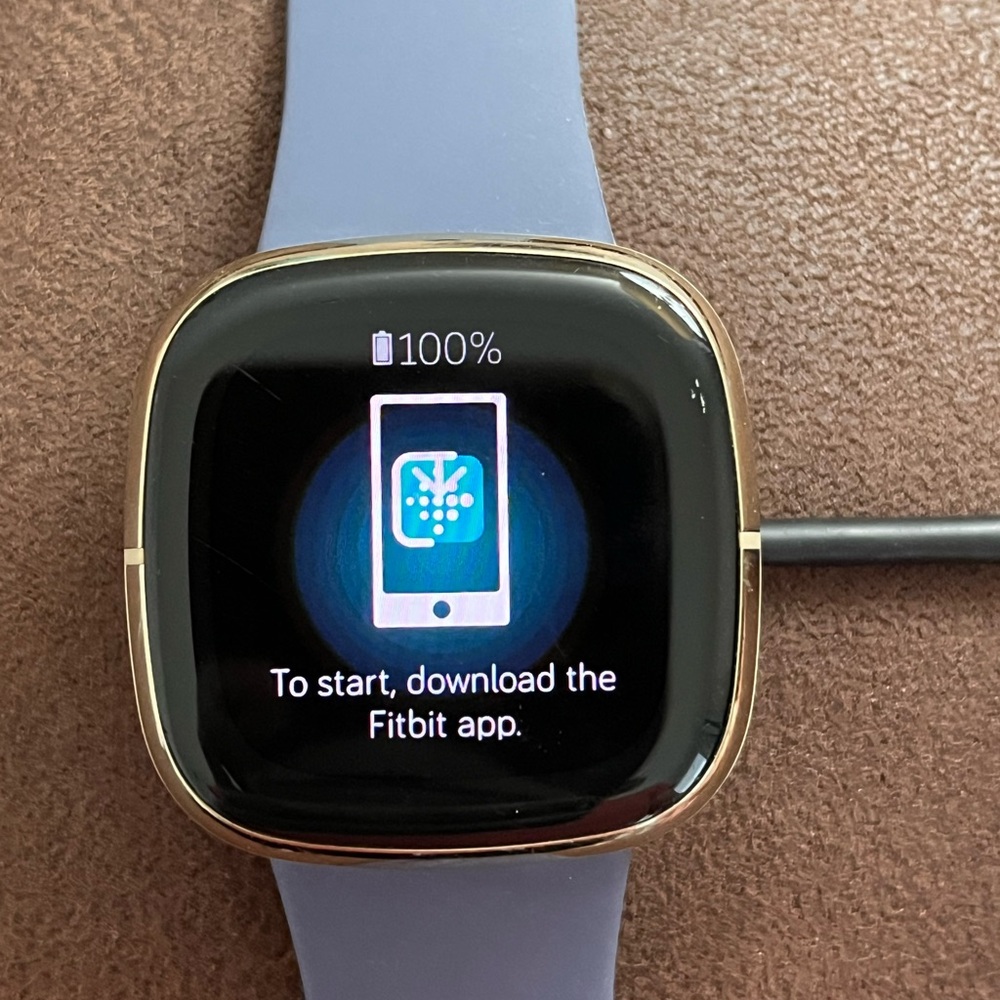 Fitbit Sense gold Smartwatch with Blue Band